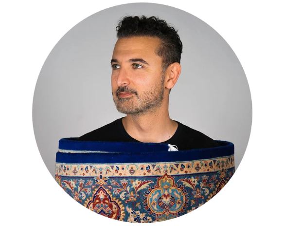 Hawa Sandals: The Artist